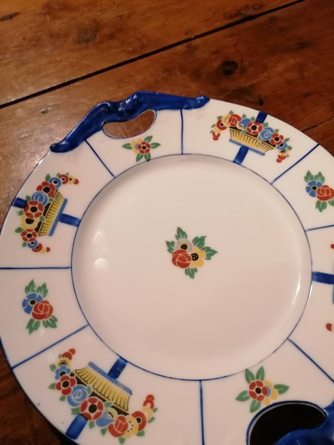 Art deco cake dish signed J. L'Avergne Limoges porcelain