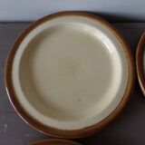 4 flat sandstone plates
