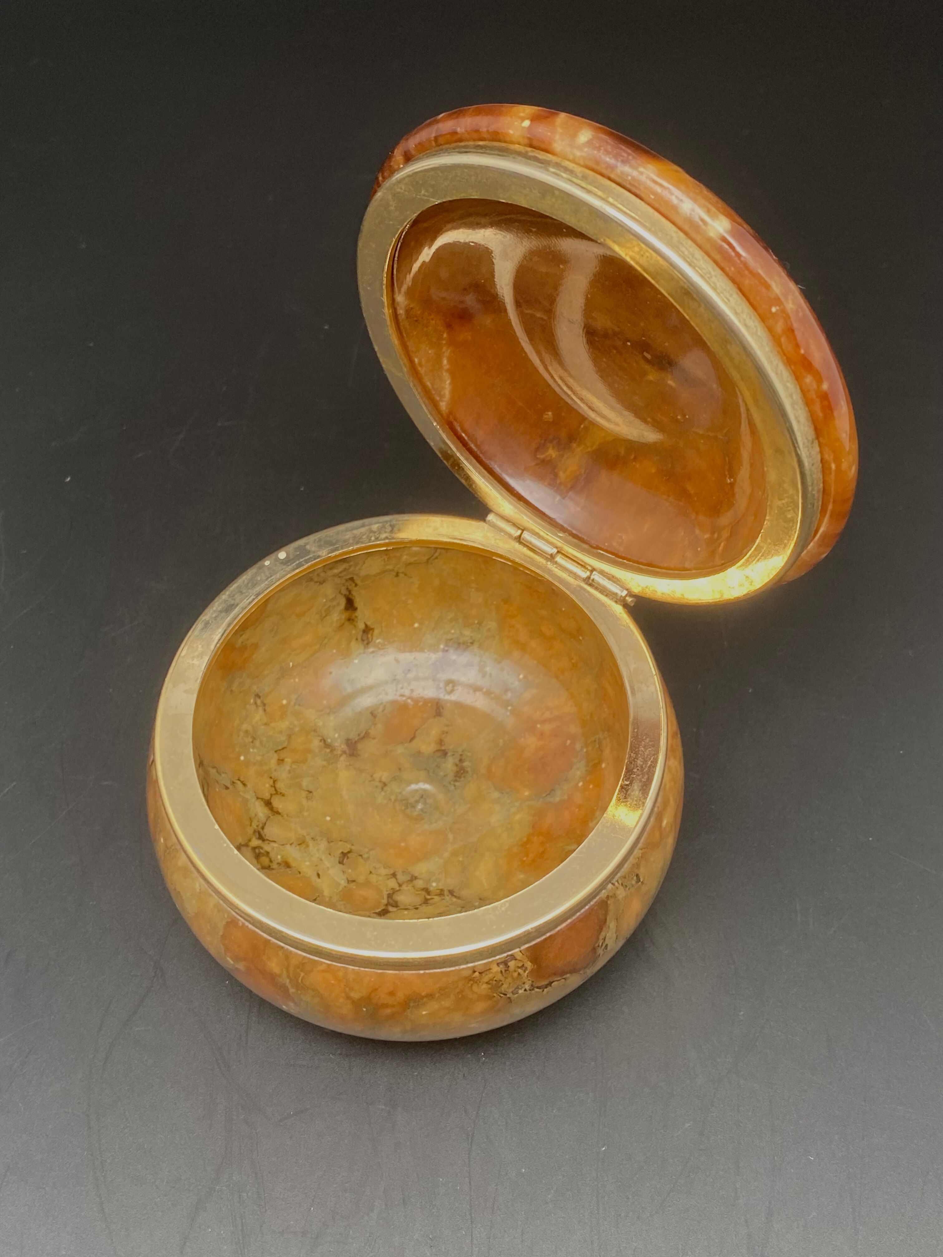 Jewelry box or decorative round stone