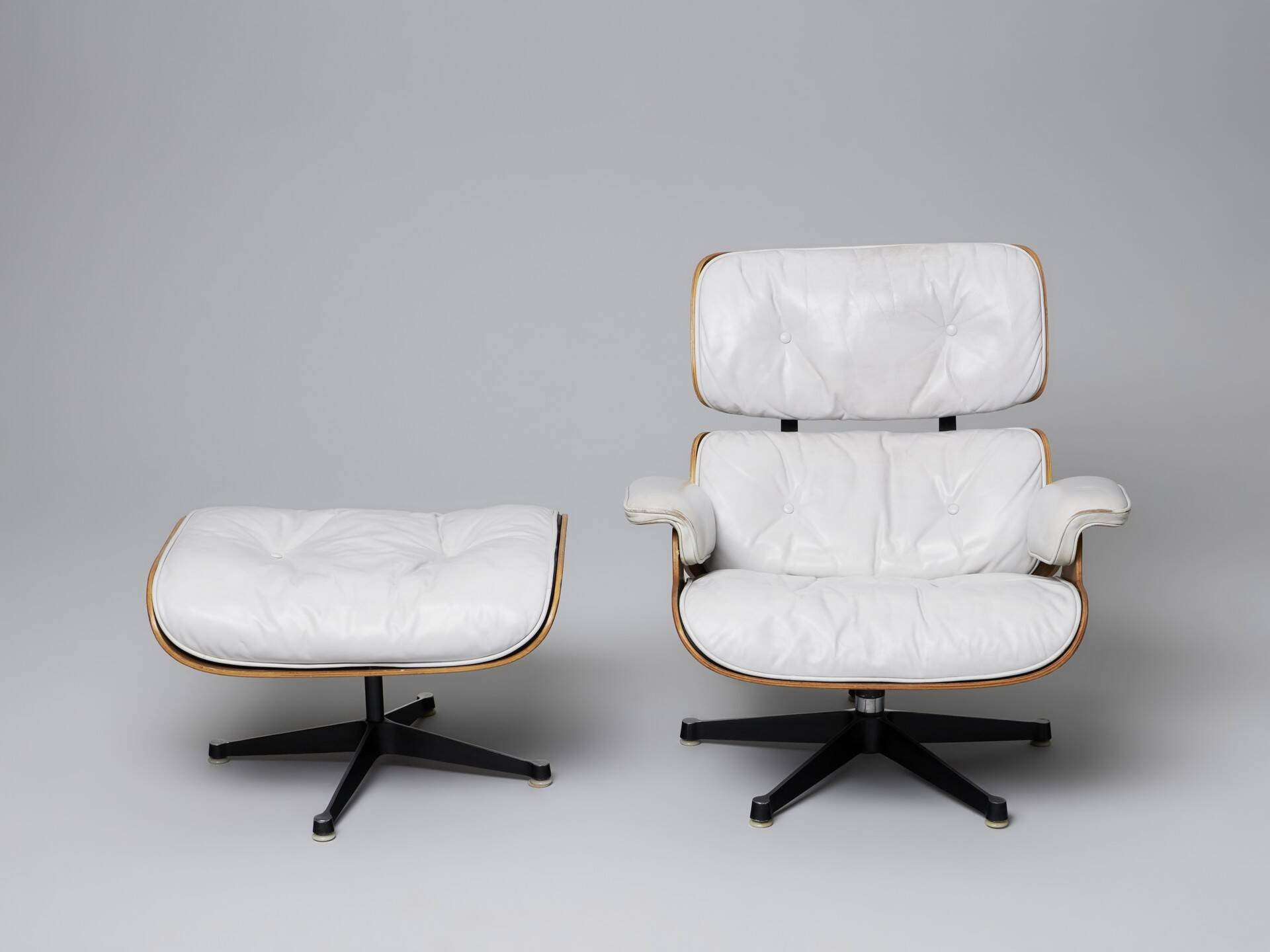 Fauteuil lounge et ottoman Herman Miller Charles & Ray Eames