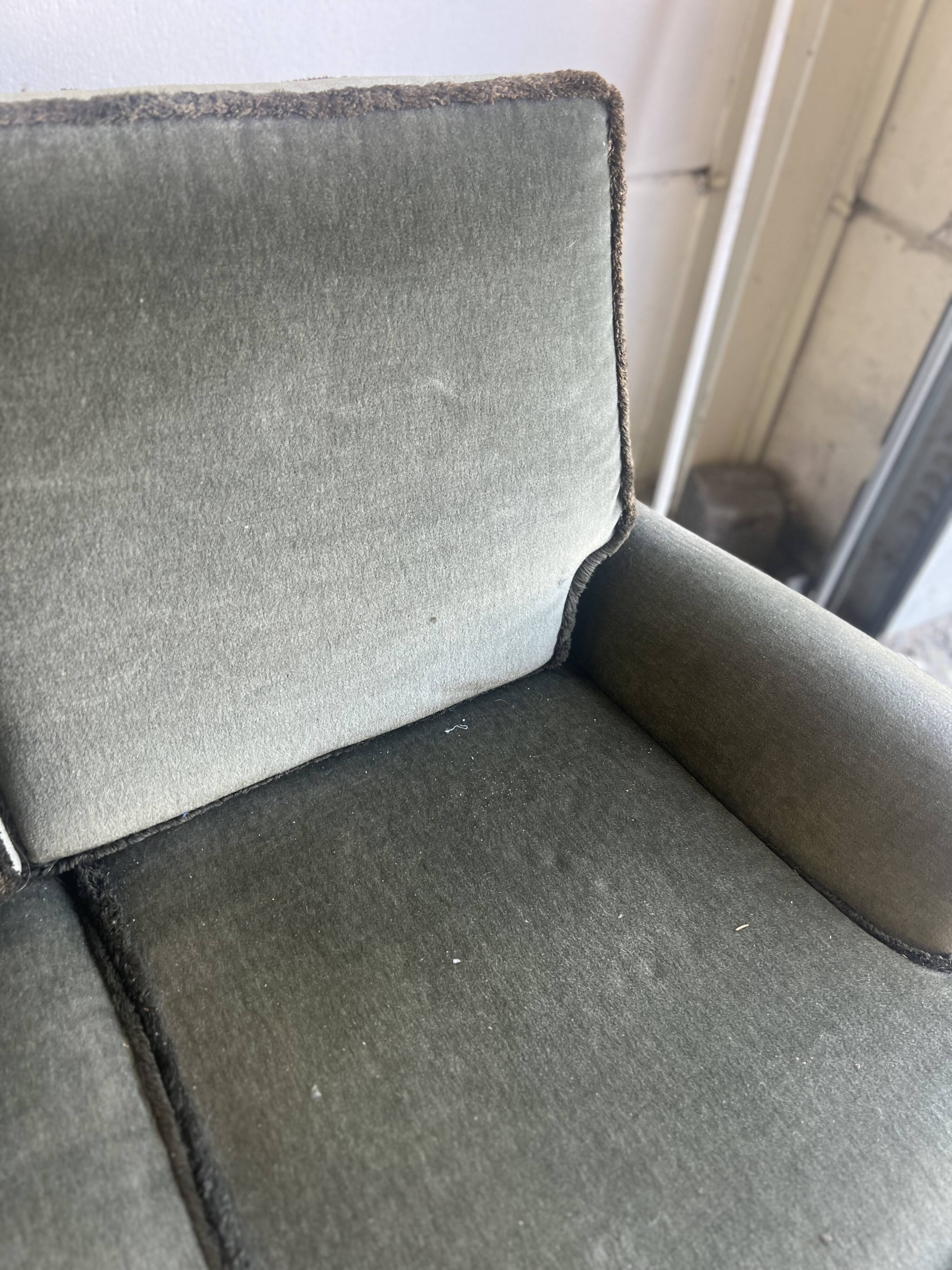 Canapé/fauteuil 3 places.  vintage à franges