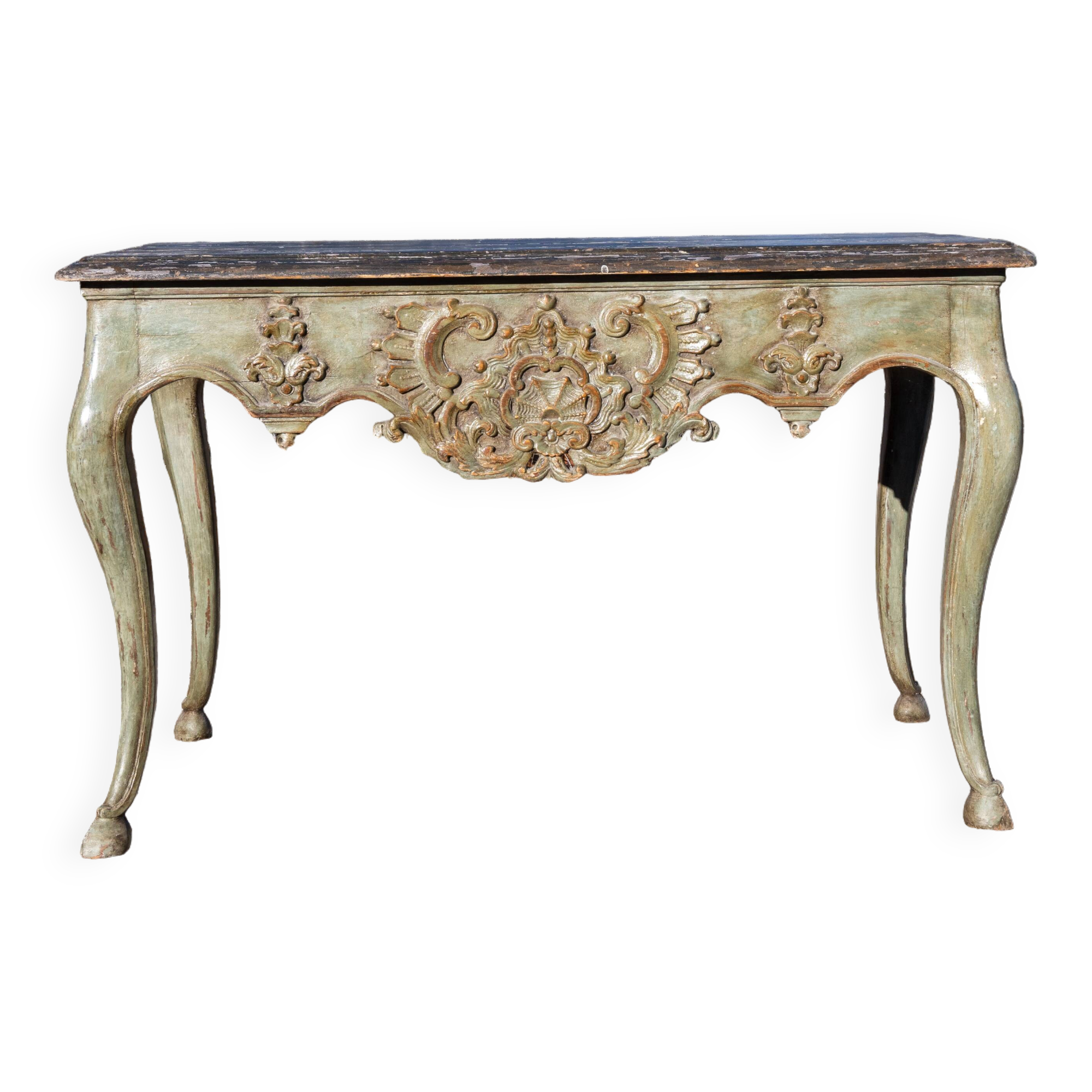 Console in patinated gray-green lacquered wood, molded and sculpted. Arched base on hooves.