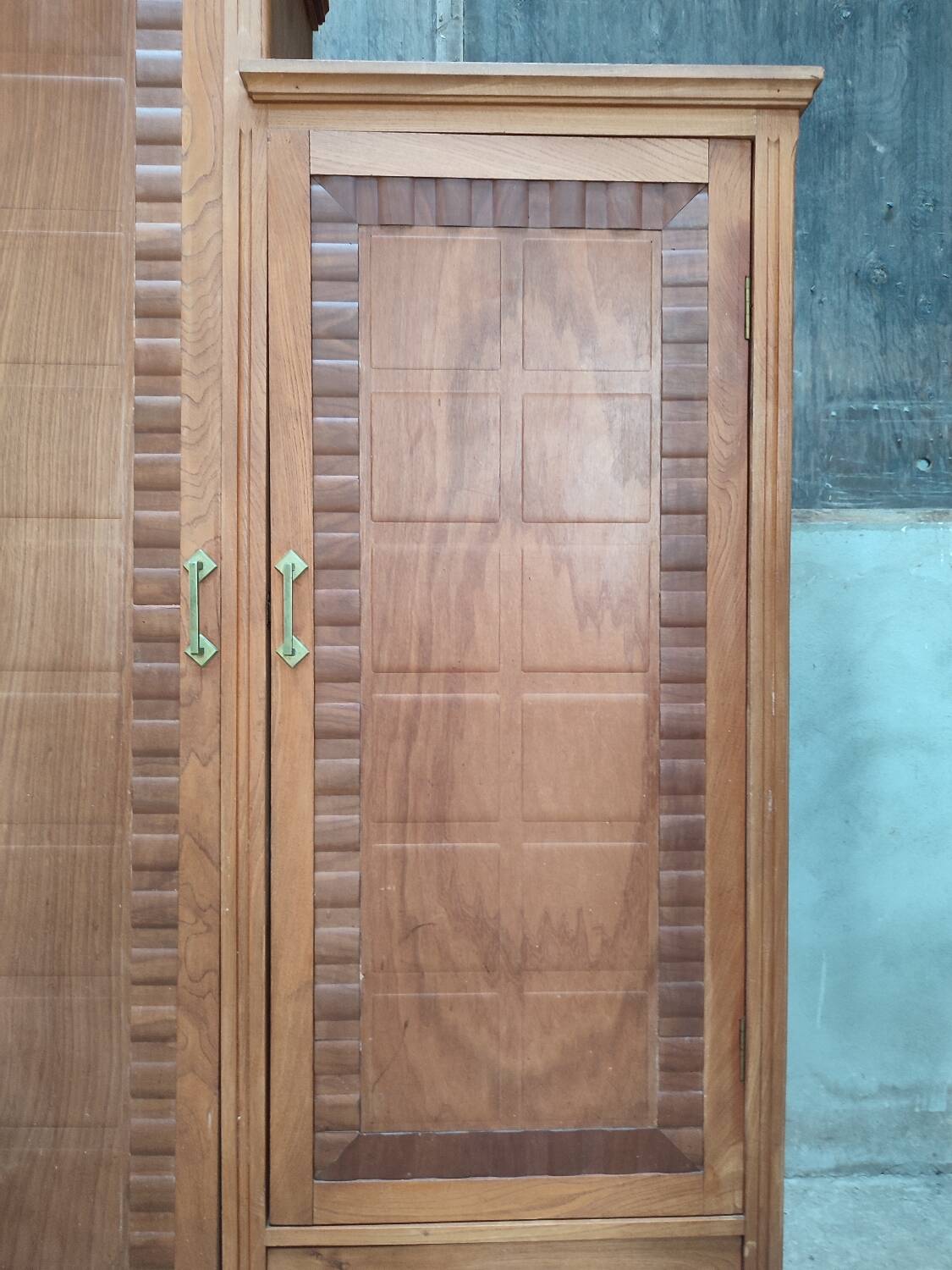 Armoire art déco asymétrique