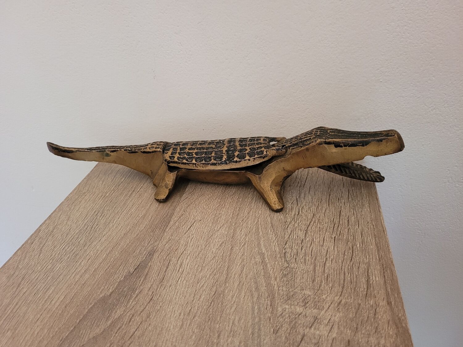 Crocodile en laiton