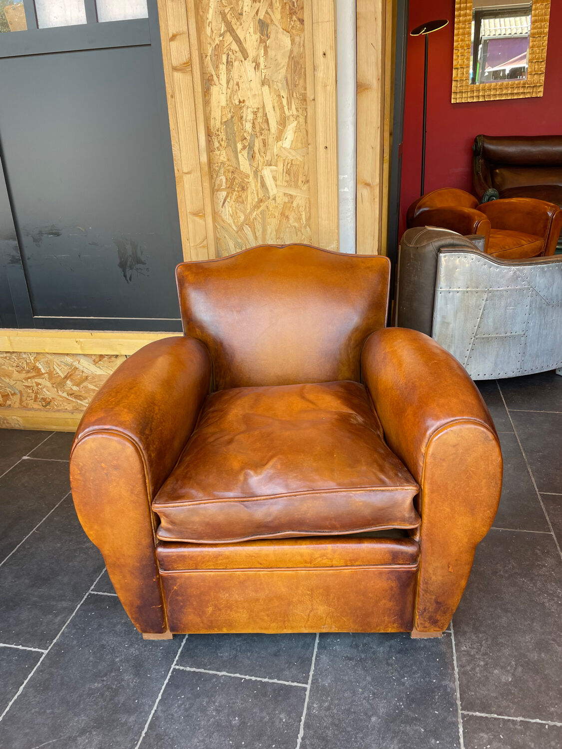 Fauteuil club modèle diplomate