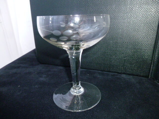 Set de 4 coupes à champagne vintage en verre meulé