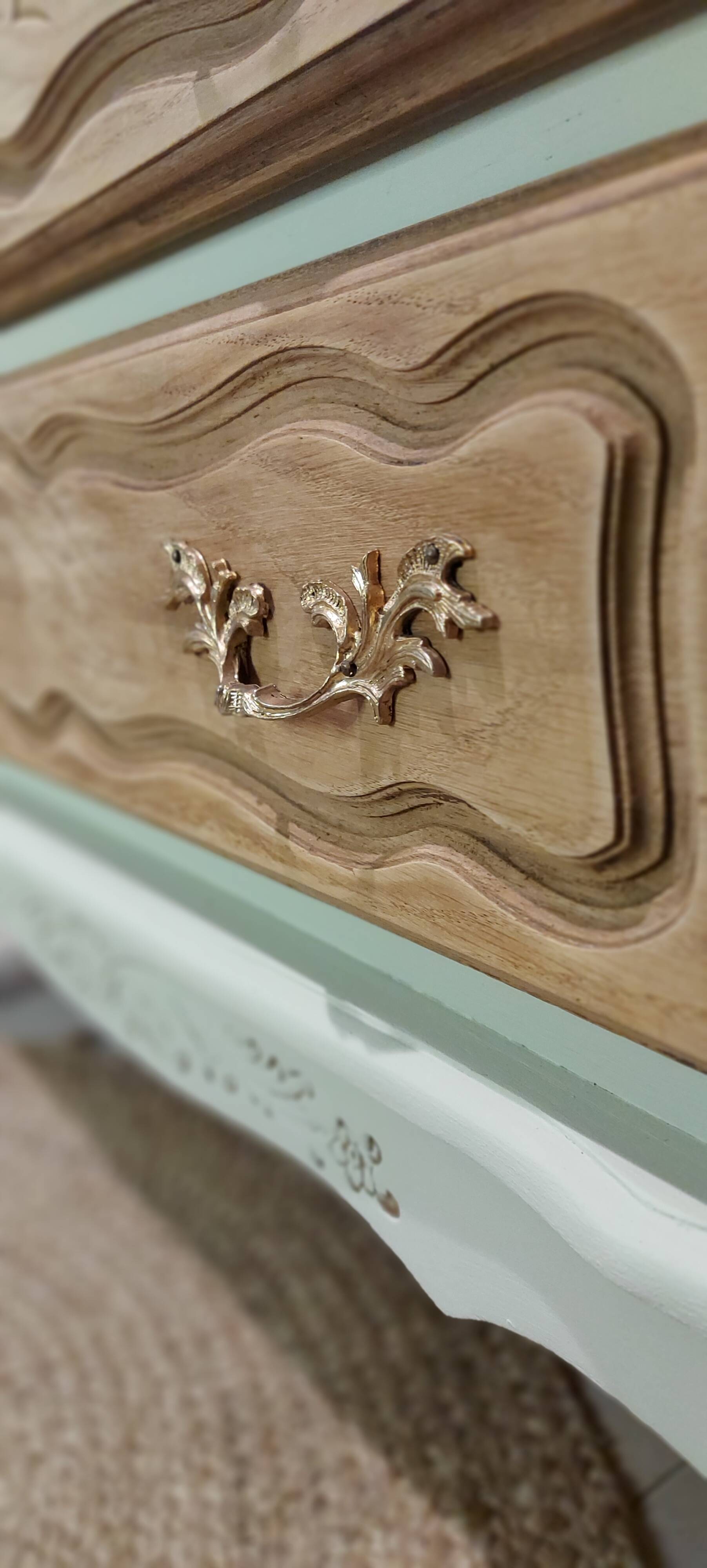 Louis XV style chest of drawers