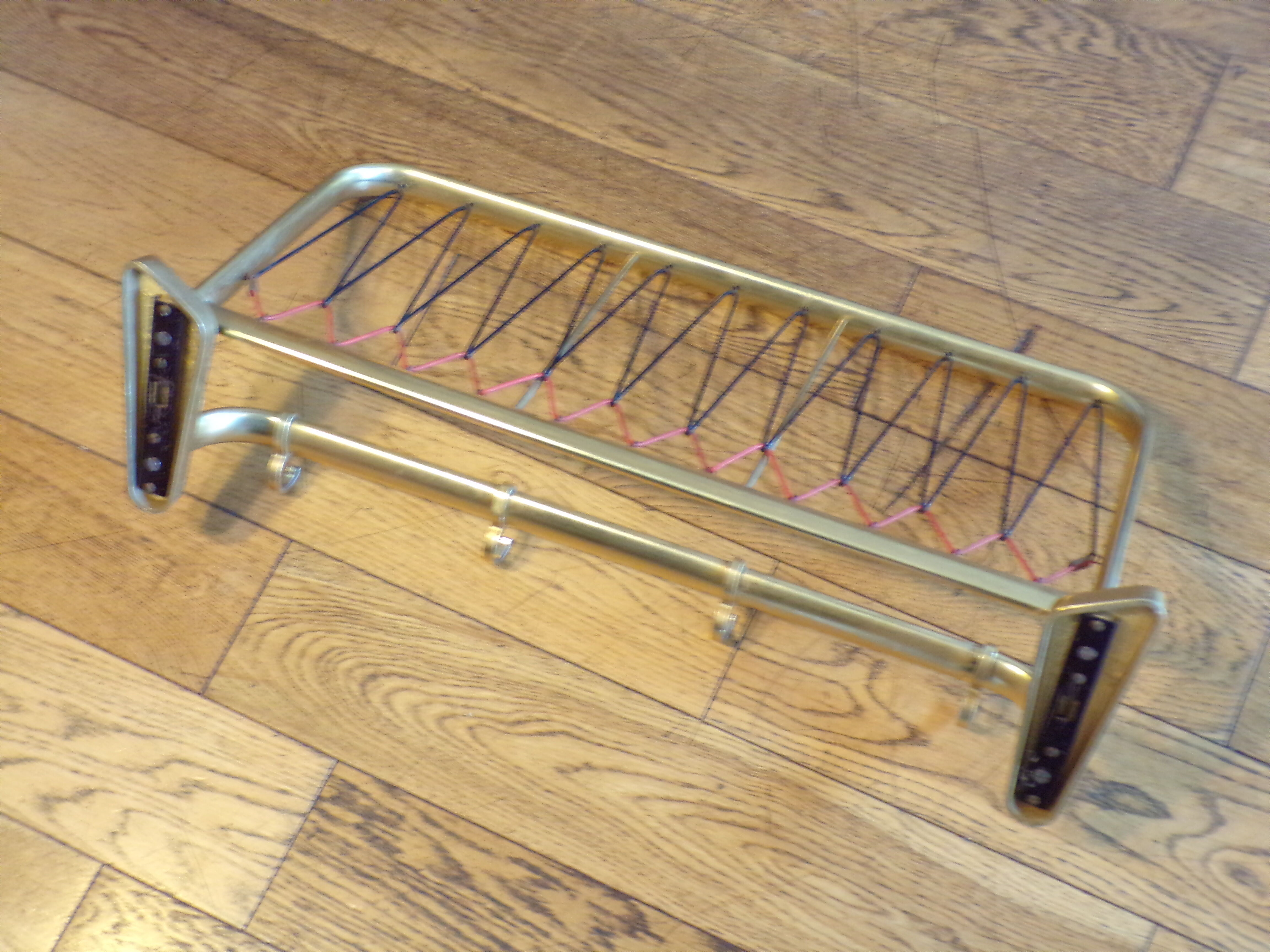 Coat rack like train luggage rack l=64cm