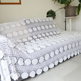 dessus de lit blanc
