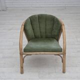 Années 1970, paire de fauteuils lounge scandinaves, mobilier en velours et rotin