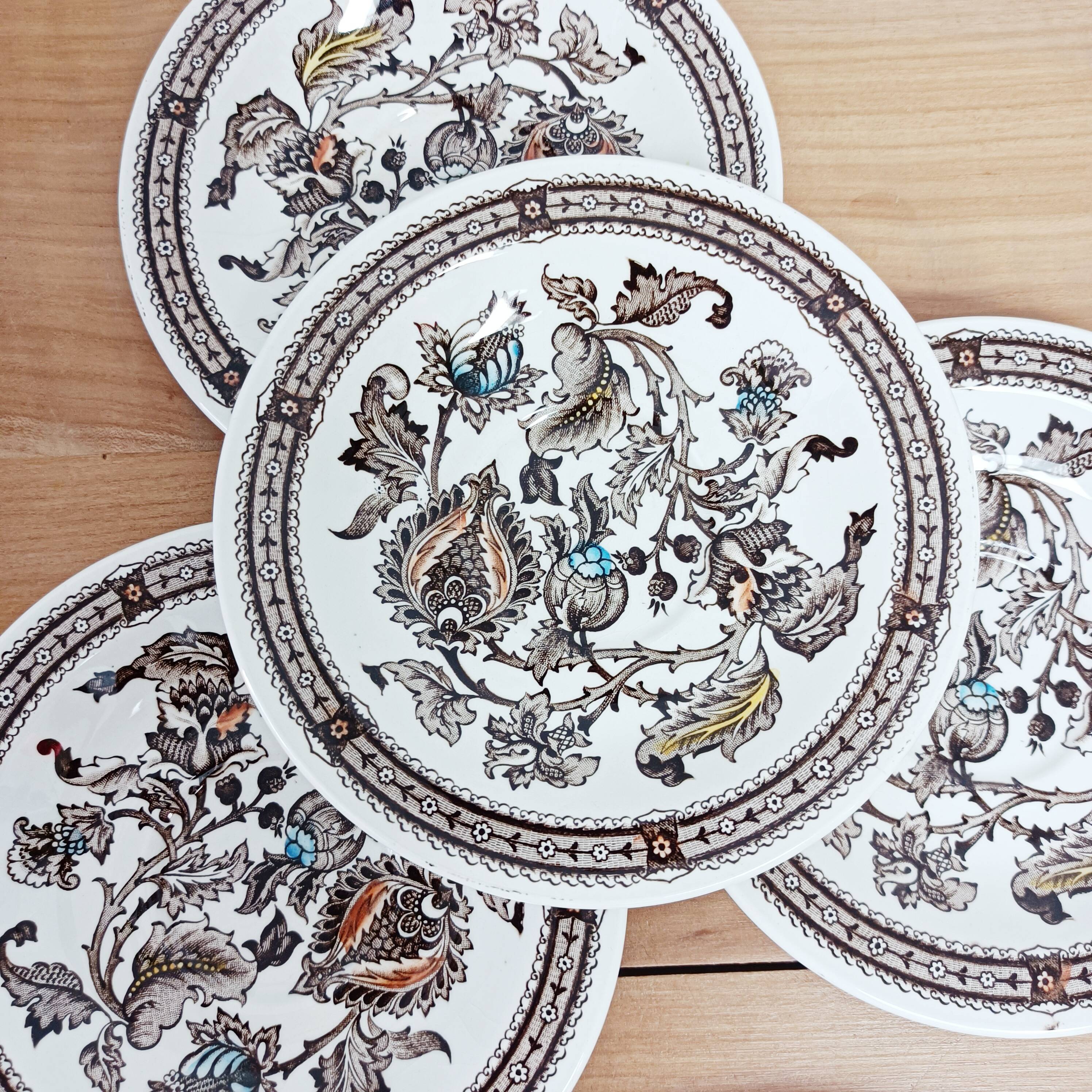 Set of 5 saucers Ridgway Staffordshire Jacobean