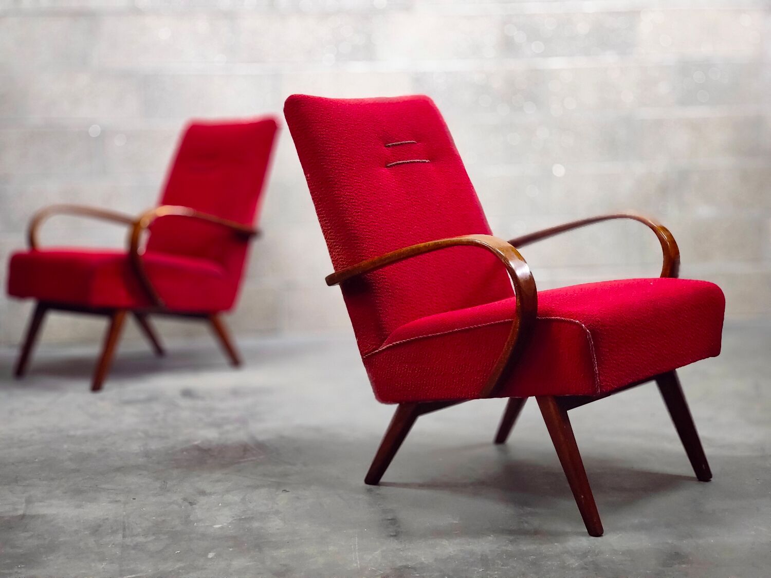 Pair of armchairs 6952 by Jaroslav Smidek for Ton, ex Czechoslovakia