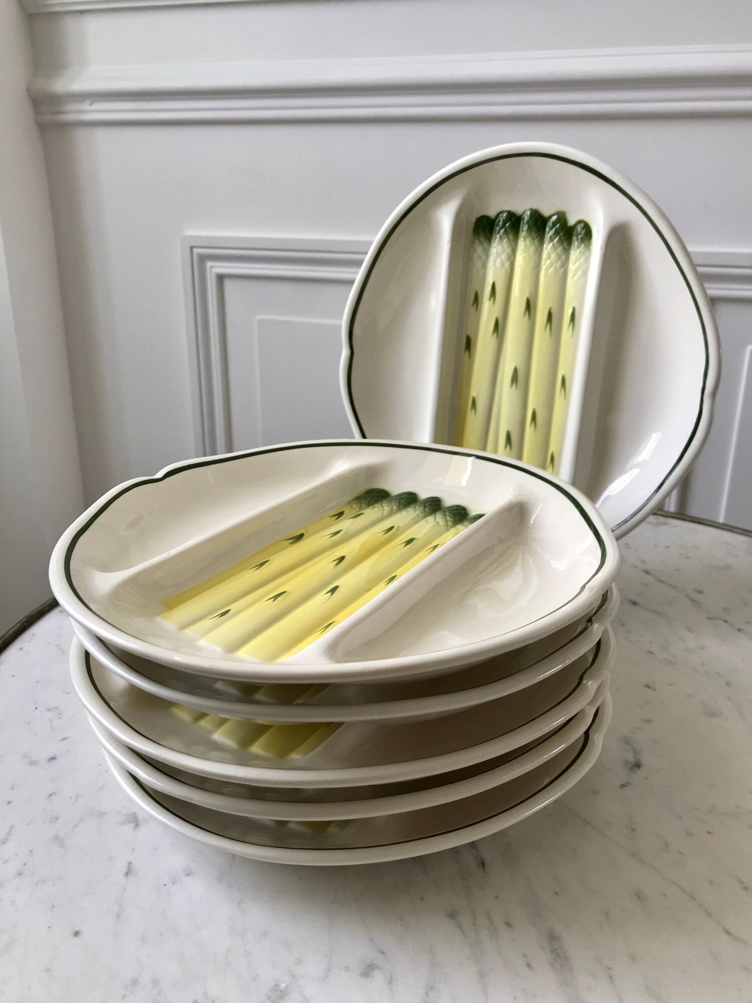 Set of 6 asparagus plates in salins slurry model Auxonne old