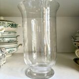 Vase en verre transparent