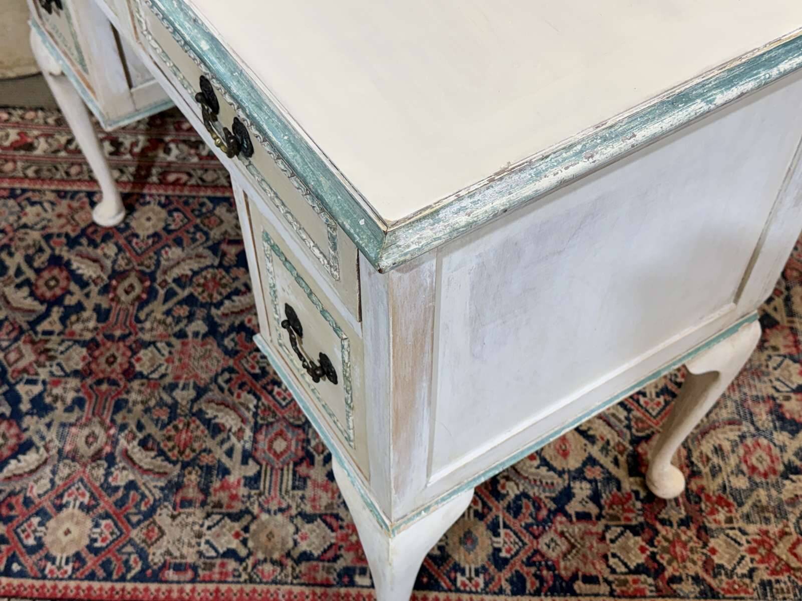 English desk in pine from the 1950s.