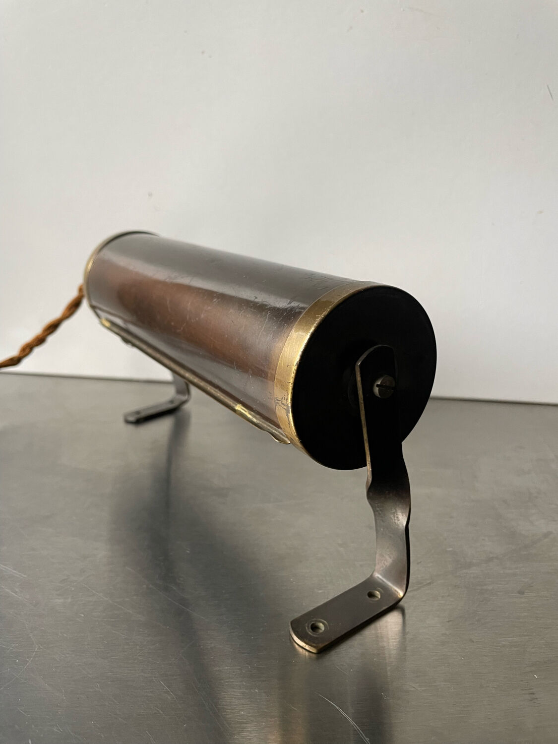 Danish art deco wall lamp in metal