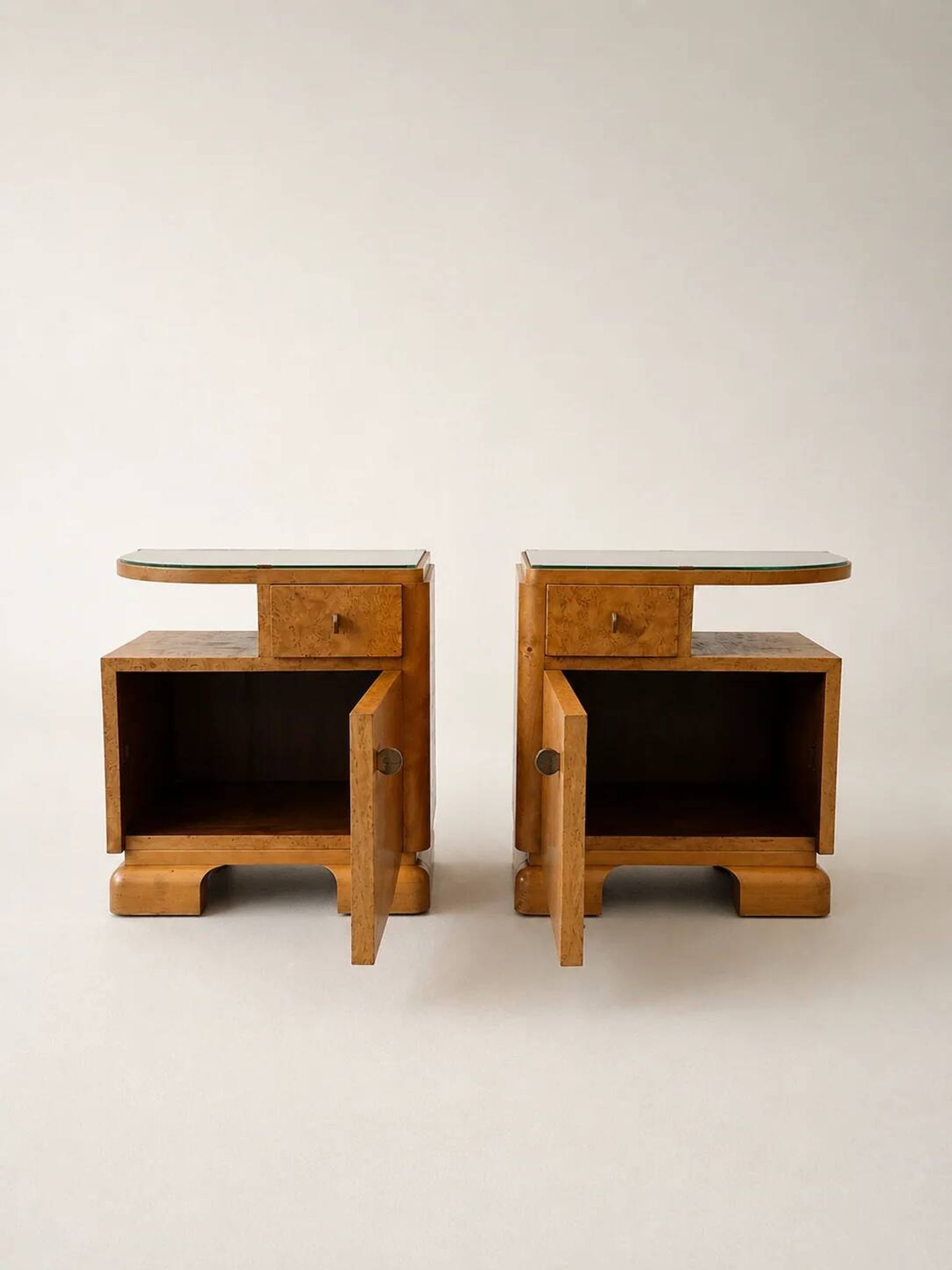 Tables de nuit en érable à œil de perdrix Art Déco, France, années 1930