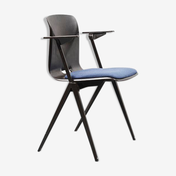 Galvanitas S22 chair