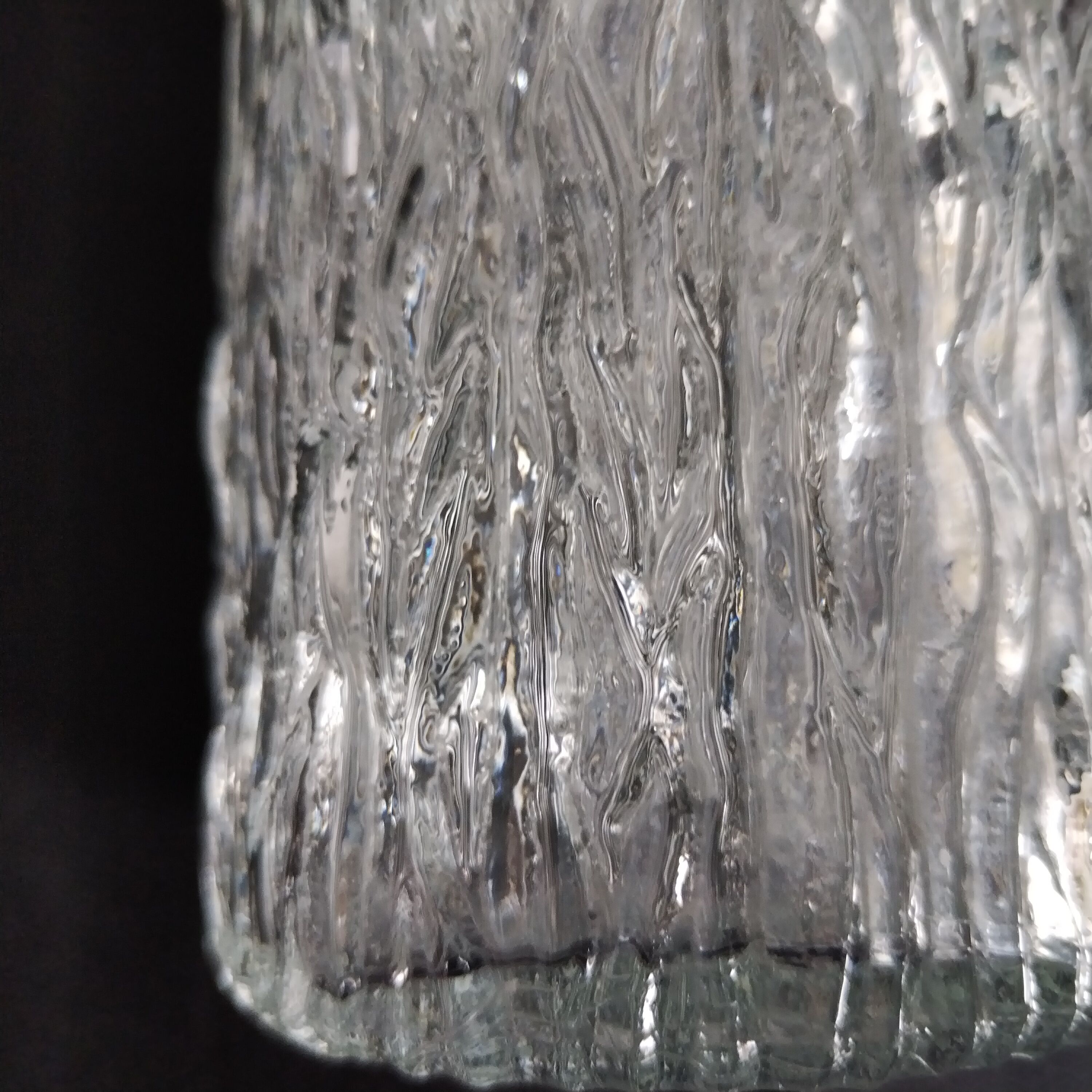 Transparent vintage carafe in pressed glass and its hermetic cap 70's