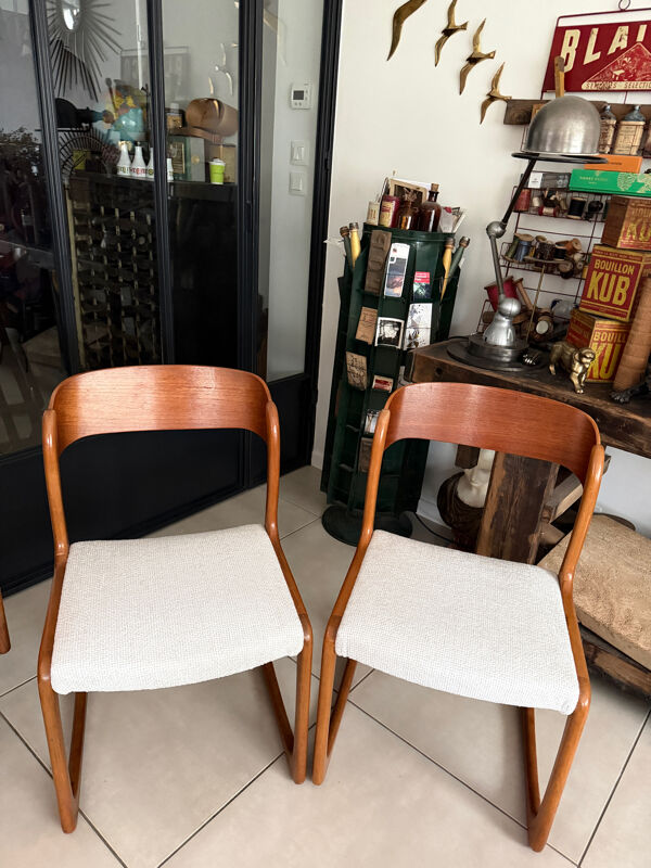Ancienne paire de chaises Baumann traîneau vintage