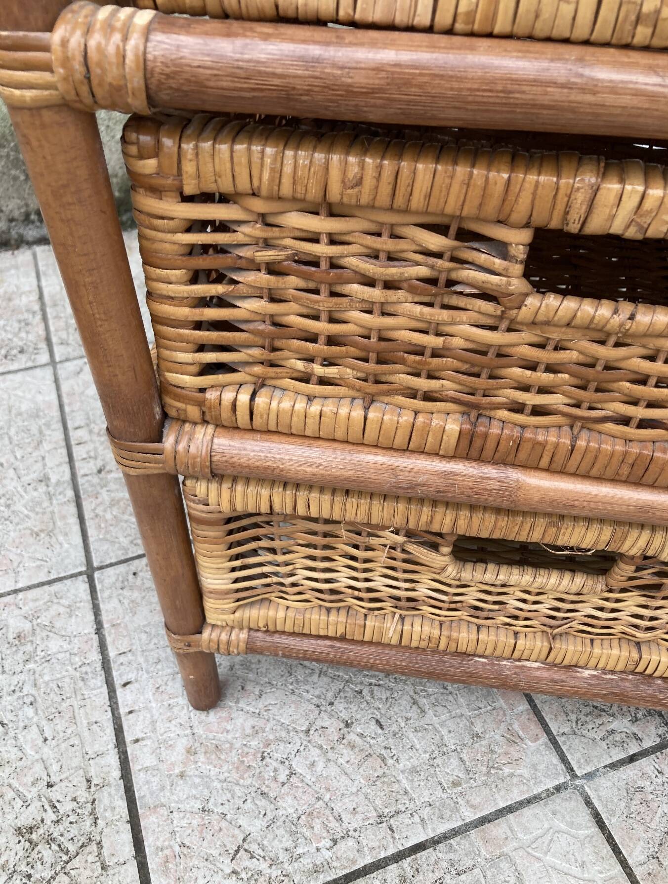 Vintage rattan chiffonier