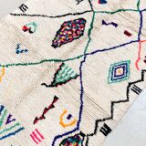 Tapis berbère Azilal  écru à motifs colorés 2,58x1,42m