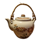 Ceramic teapot