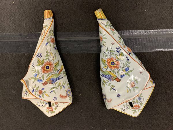 Paire de bouquetières corne d'abondance