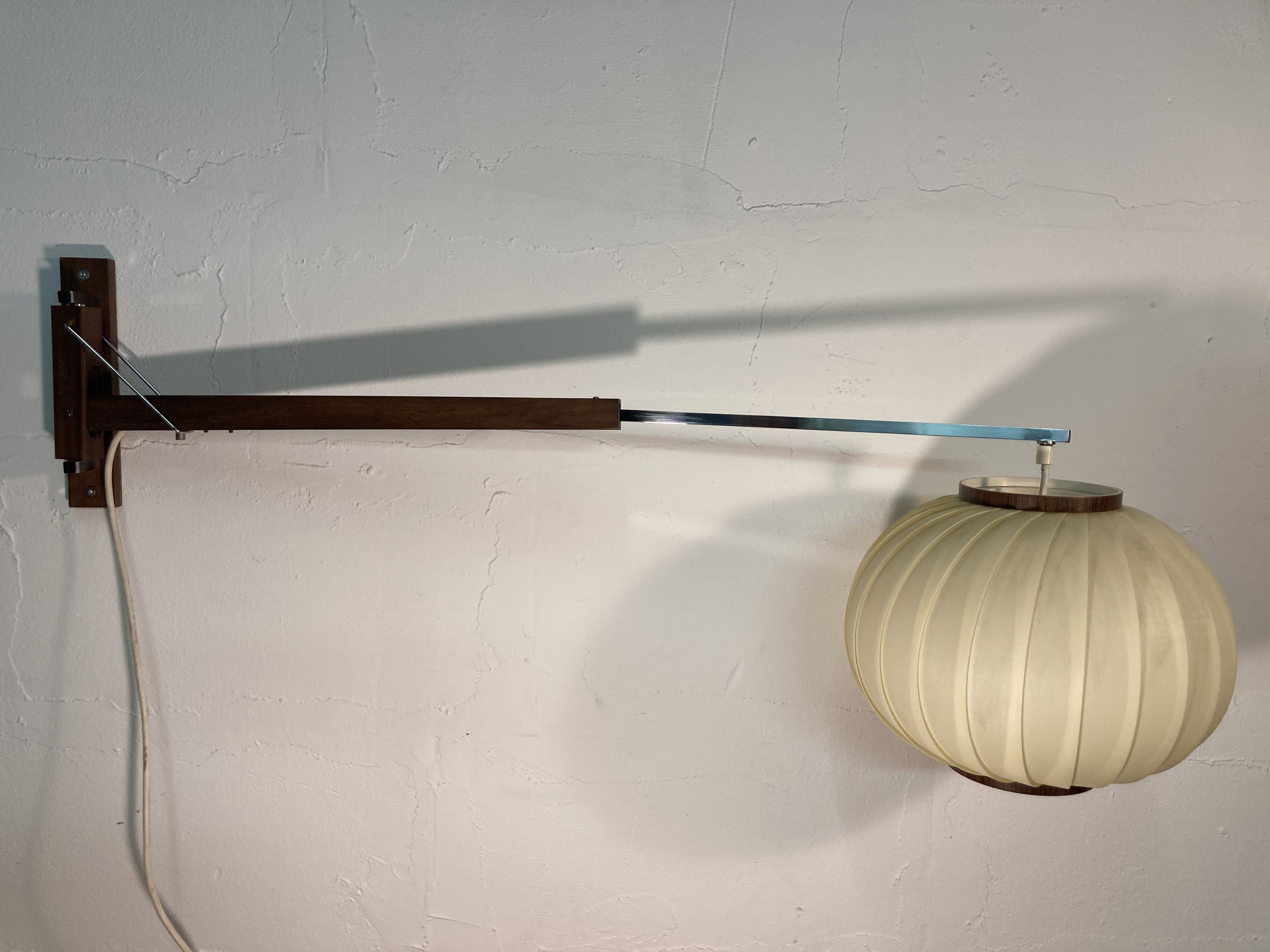 Midcentury swing wall lamp by Svend Aage Holm-Sørensen for HOLM-SØRENSEN & CO, 1950S