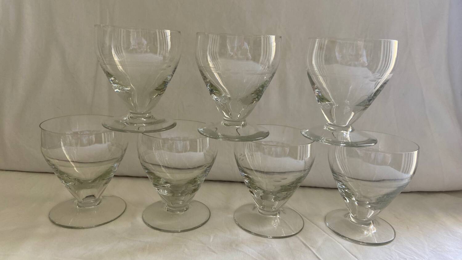 Set de 7 verres à vin gravés vintage 1950