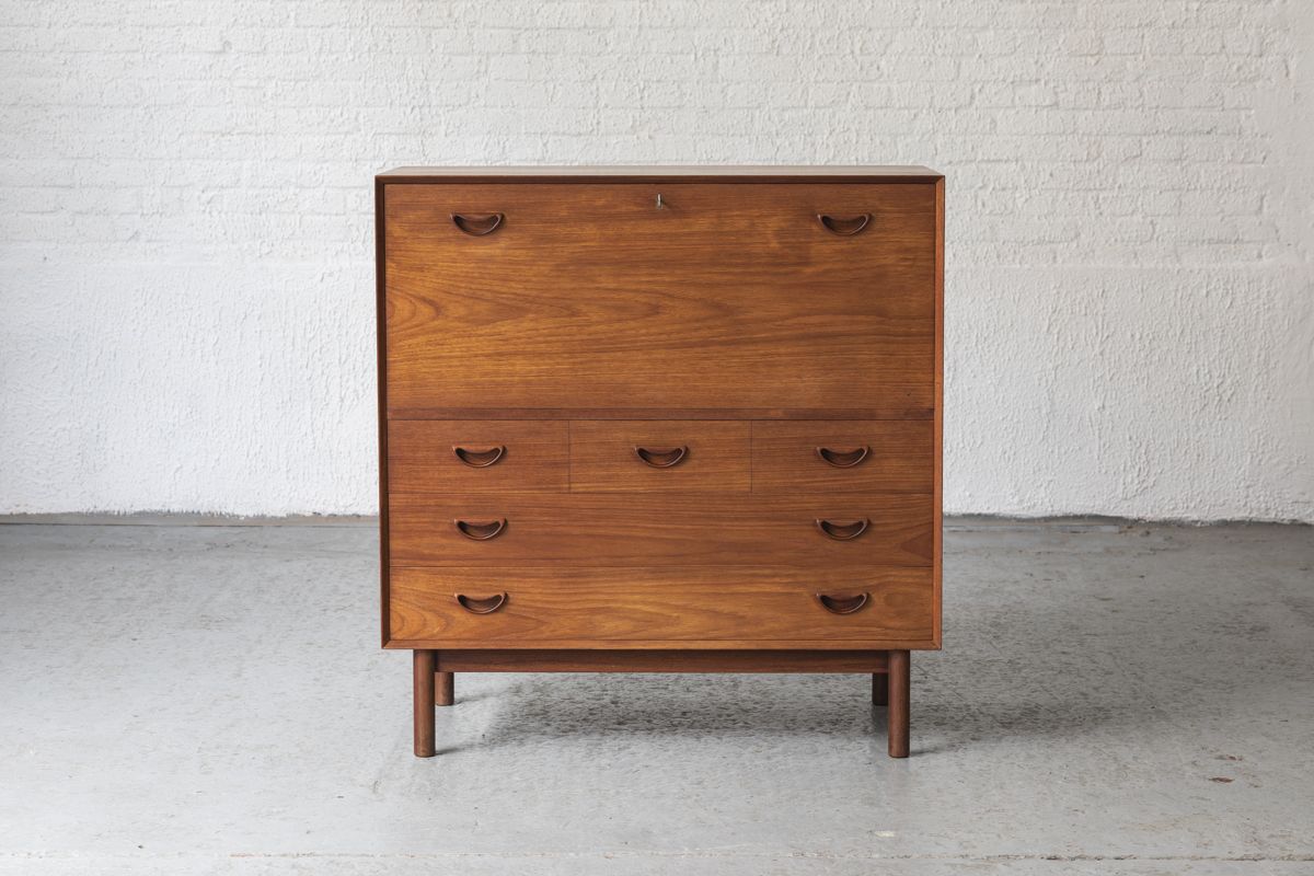Cabinet par Peter Hvidt & Orla Mølgaard Nielsen pour Søbørg mobler, Danemark, années 1950