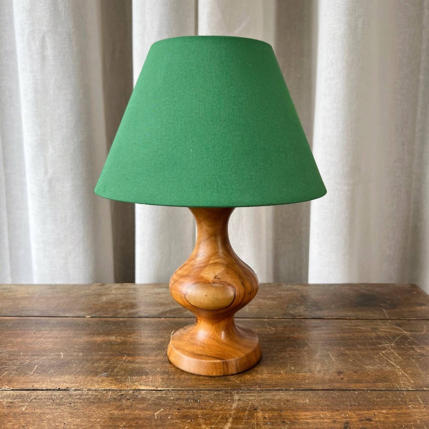 The little green lamp