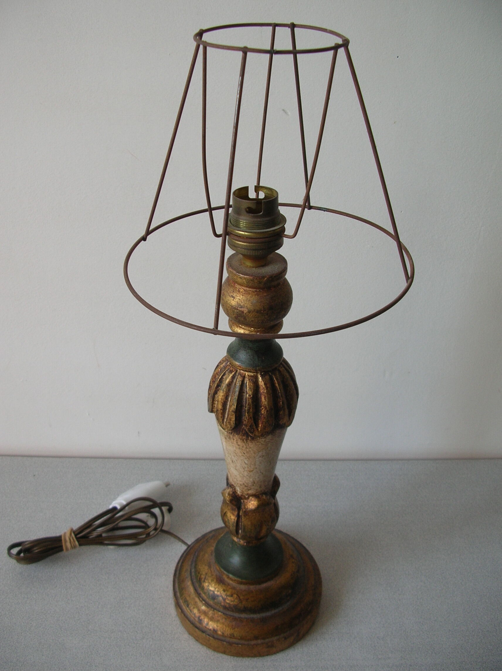 Old wooden lamp foot painted polychrome Made in Spain 33 cm bedside desk