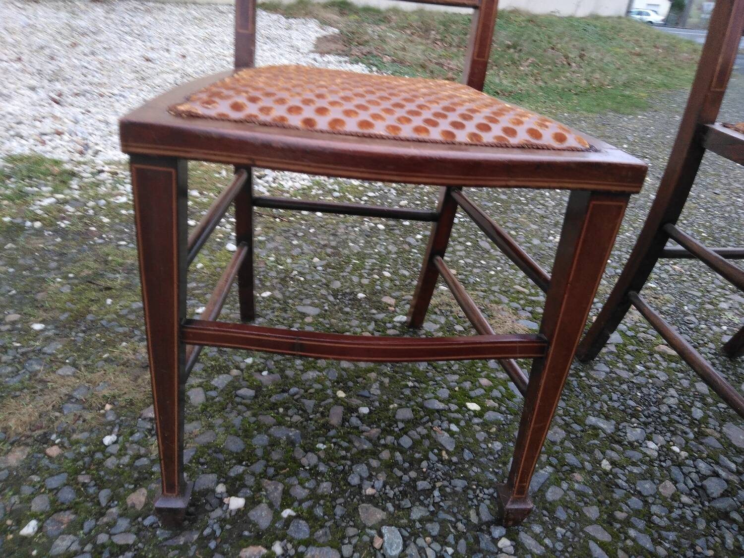 Pair of mahogany chairs 1920