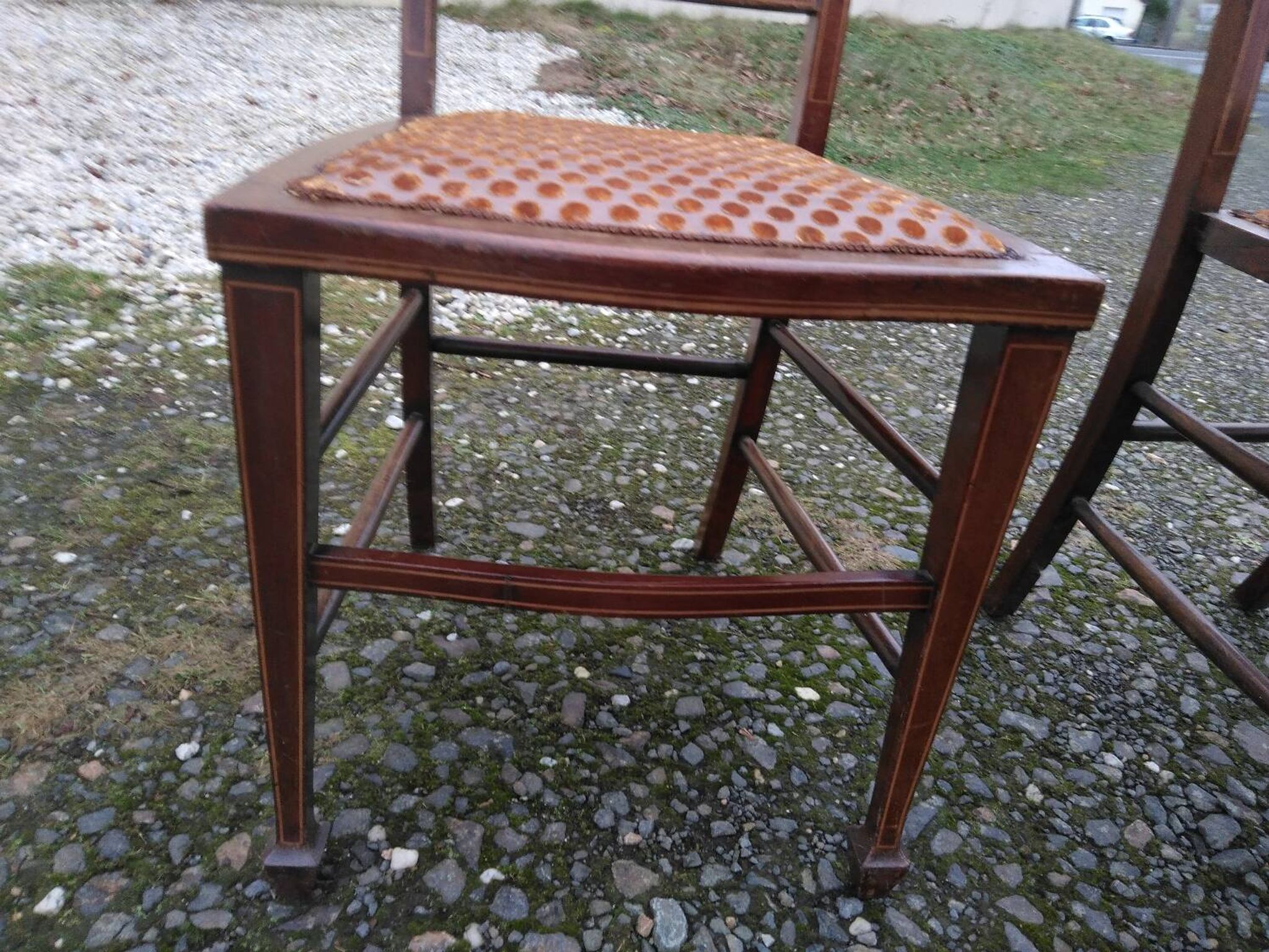 Pair of mahogany chairs 1920