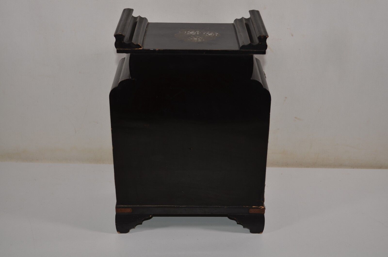 Box Japan early twentieth century