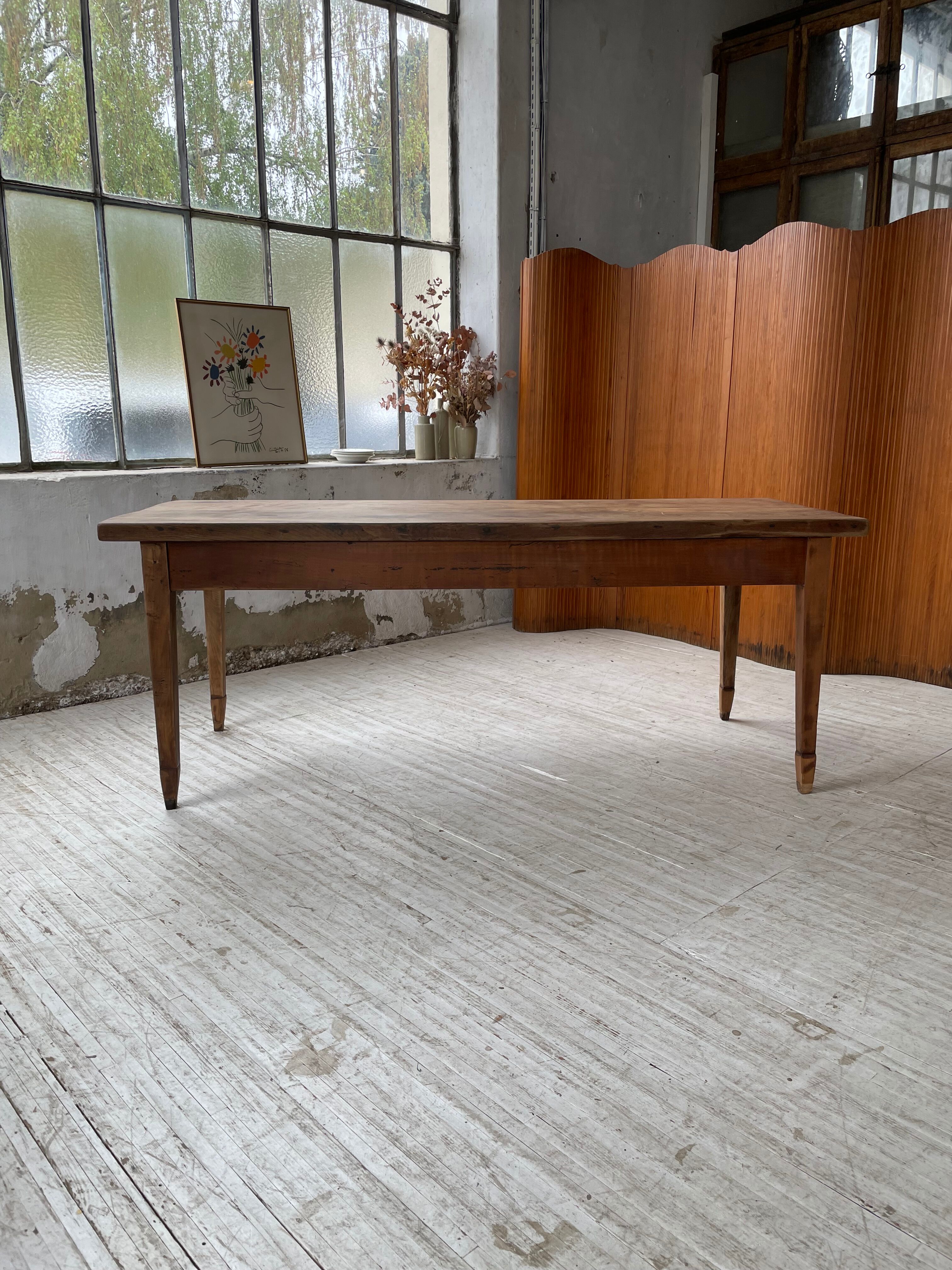 Farmhouse table in oak and walnut 2m