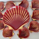 Proceram Aubagne service in red and gilded ceramic shell St Jacques 1950