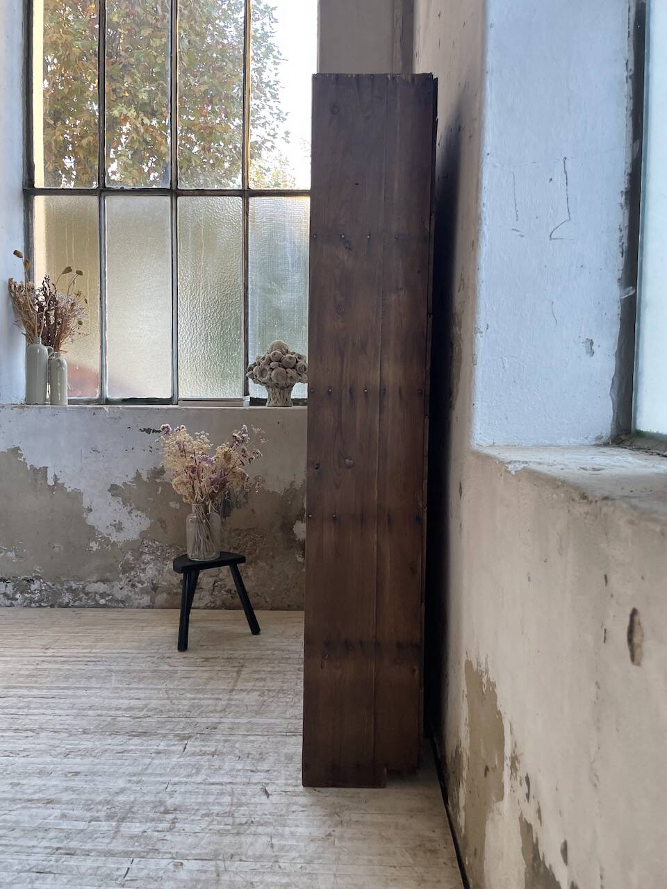 Trade furniture with boxes