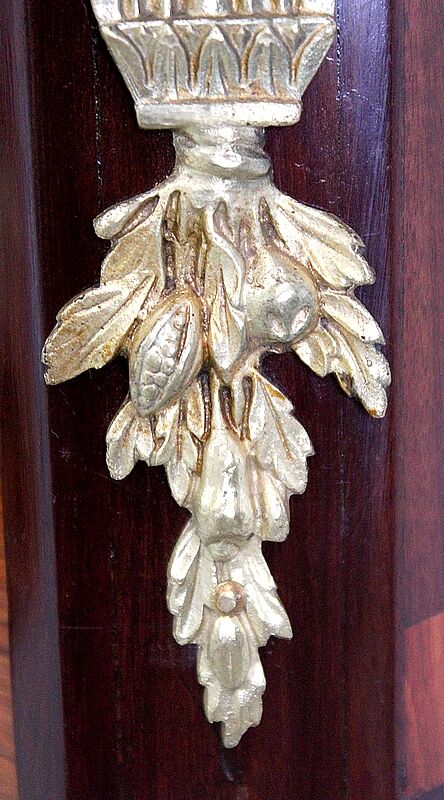 Small display cabinet in blonde mahogany veneer, Louis XVI style – 19th century.