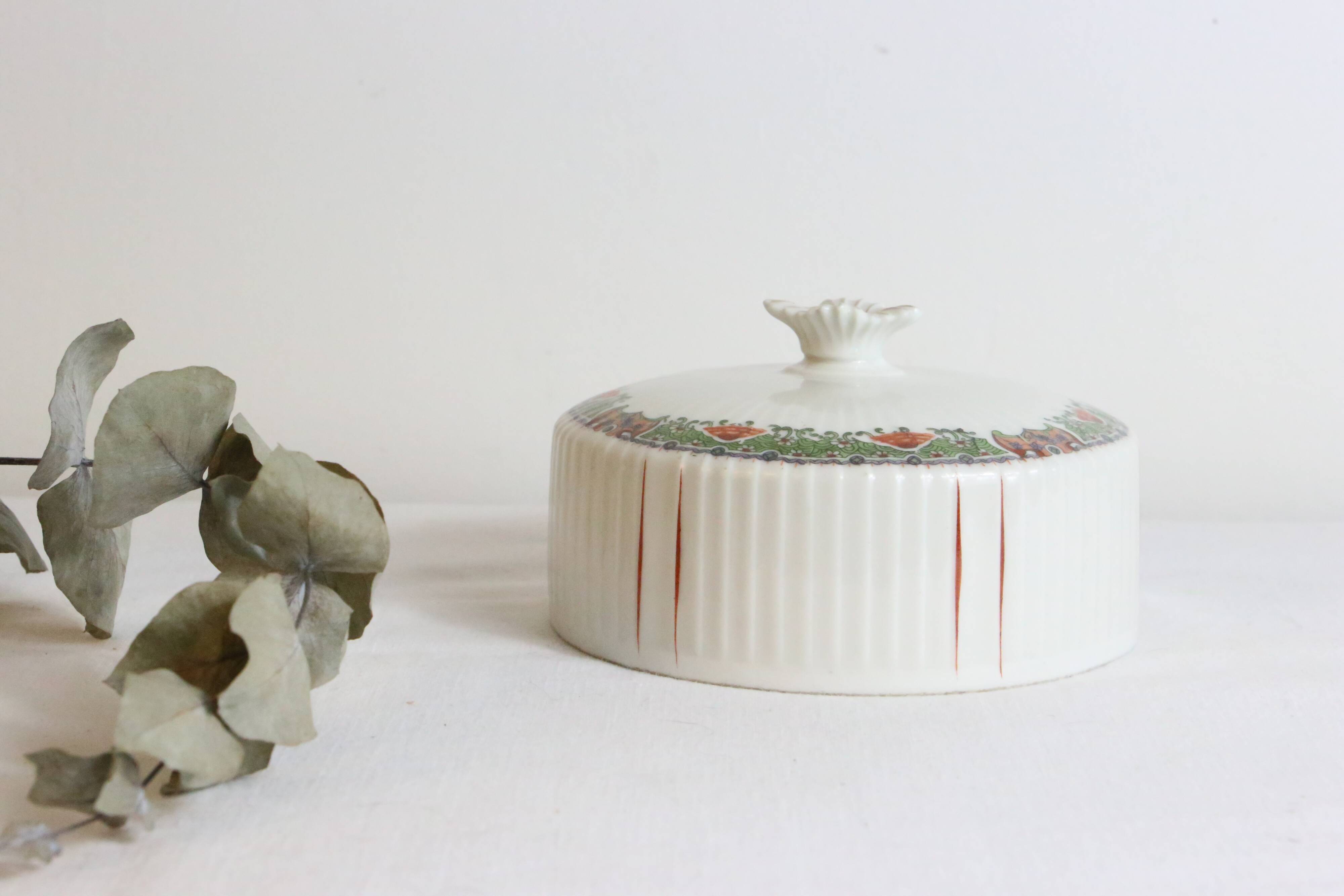 Butter maker in anvcian porcelain, vintage, France
