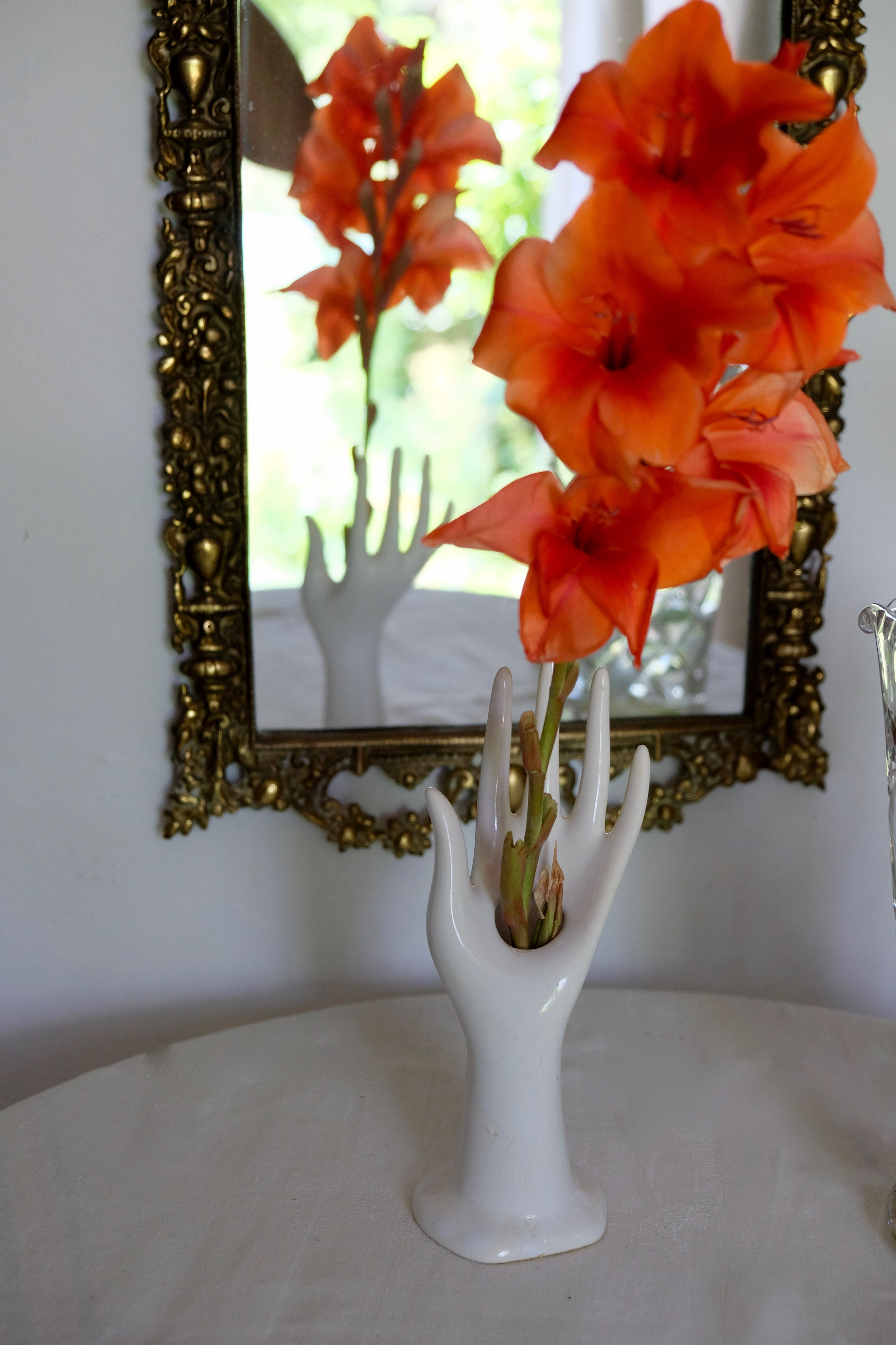 Hand baguier jewelry display or white porcelain vase 70s Vallauris