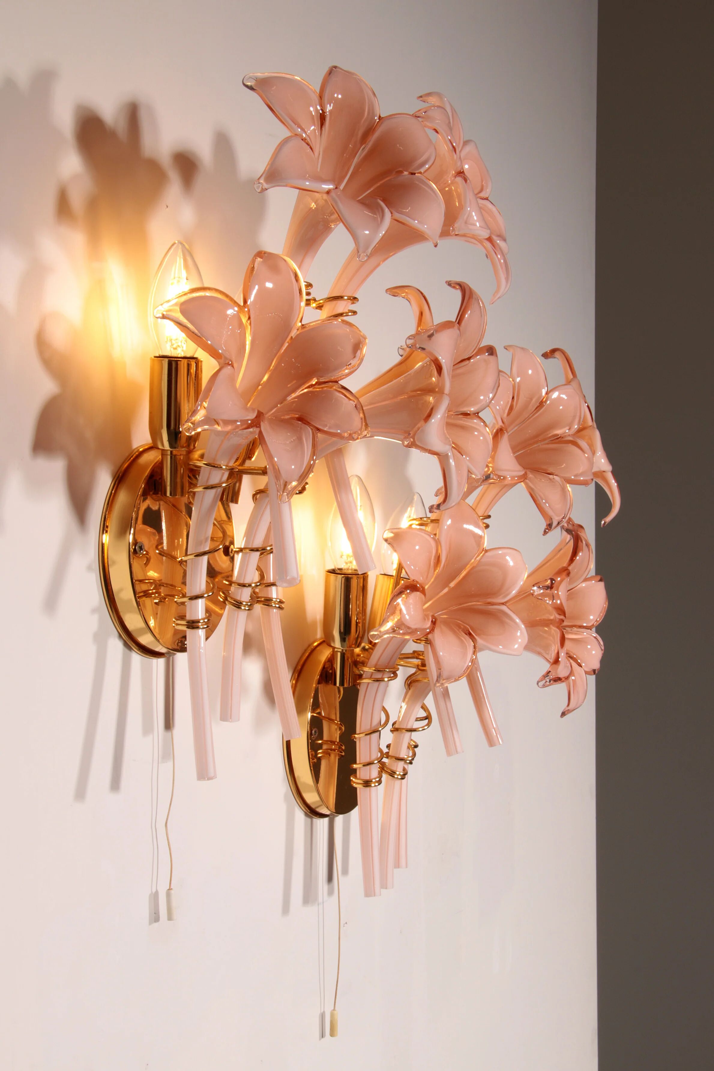 Pink lily spectacular Murano wall lamps by Franco Luce 1970