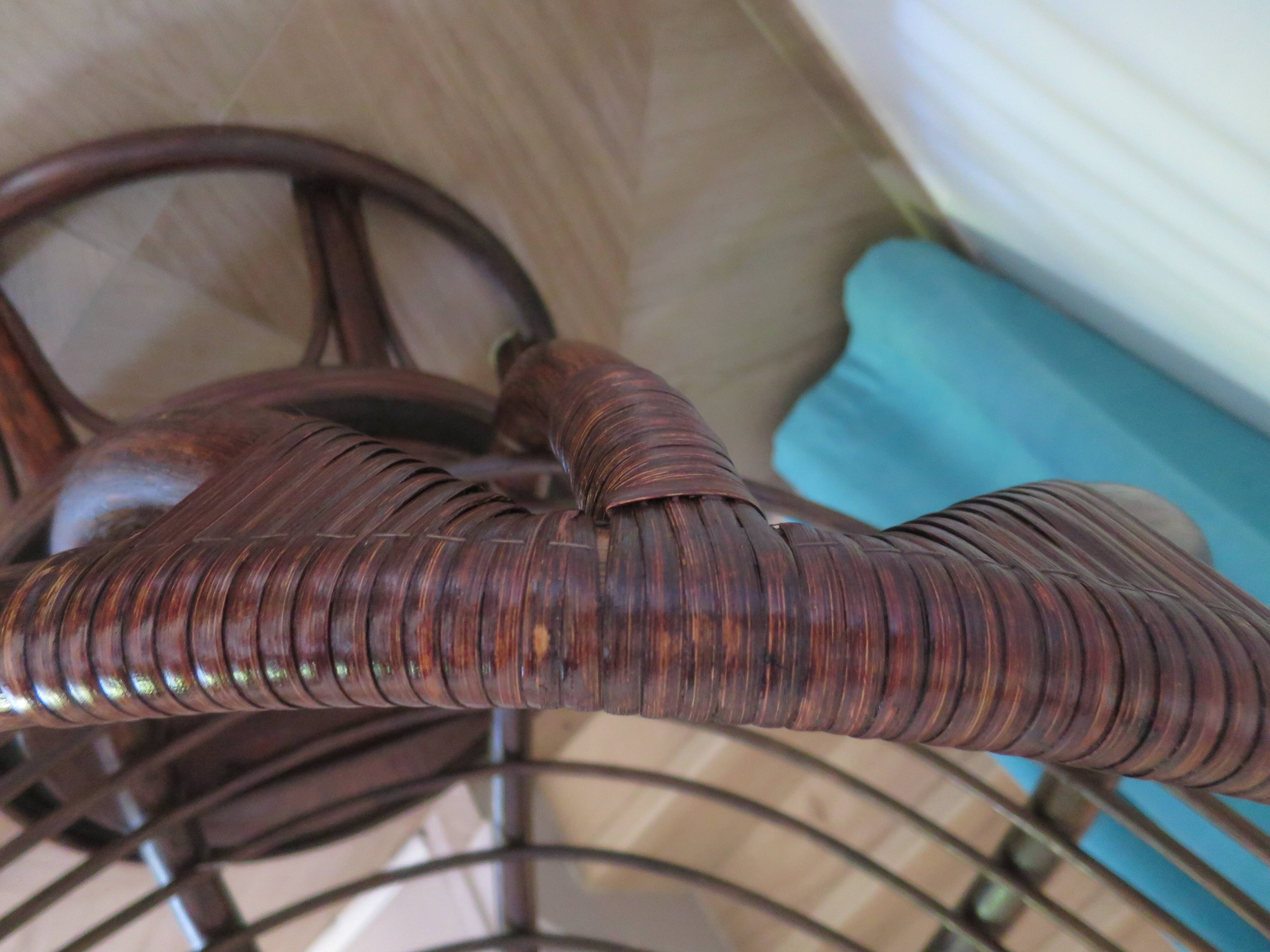 Vintage set of 2 swivel chairs in bamboo and rattan - Papasan shape