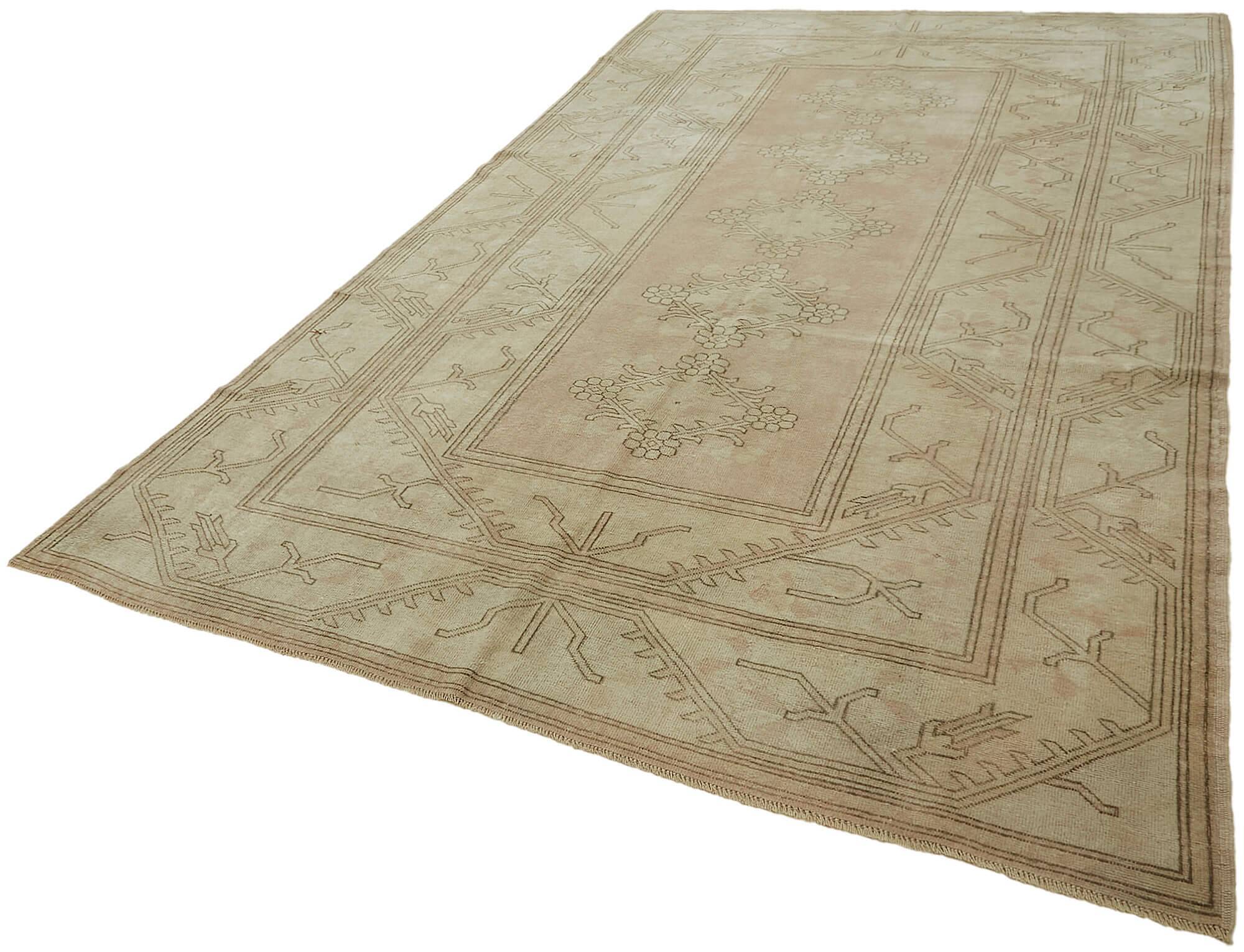 Turkish Vintage Anatolian Rug 196 cm x 316 cm