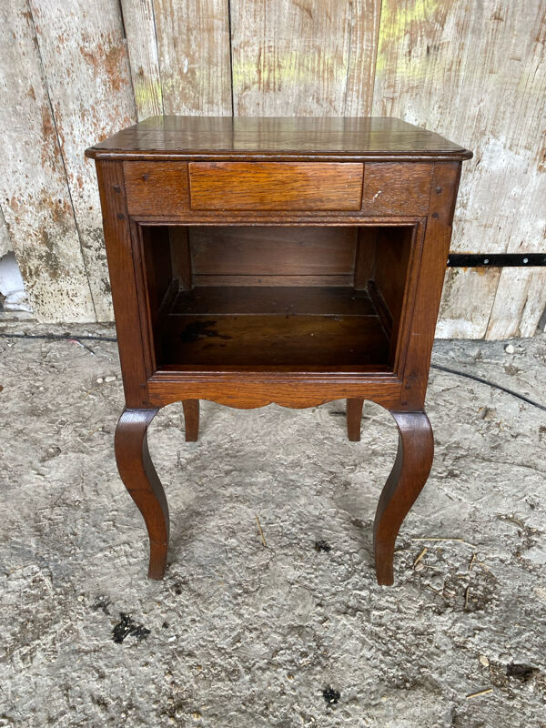 Chevet, table de nuit 1 tiroir en chêne style Louis XV, XIXème