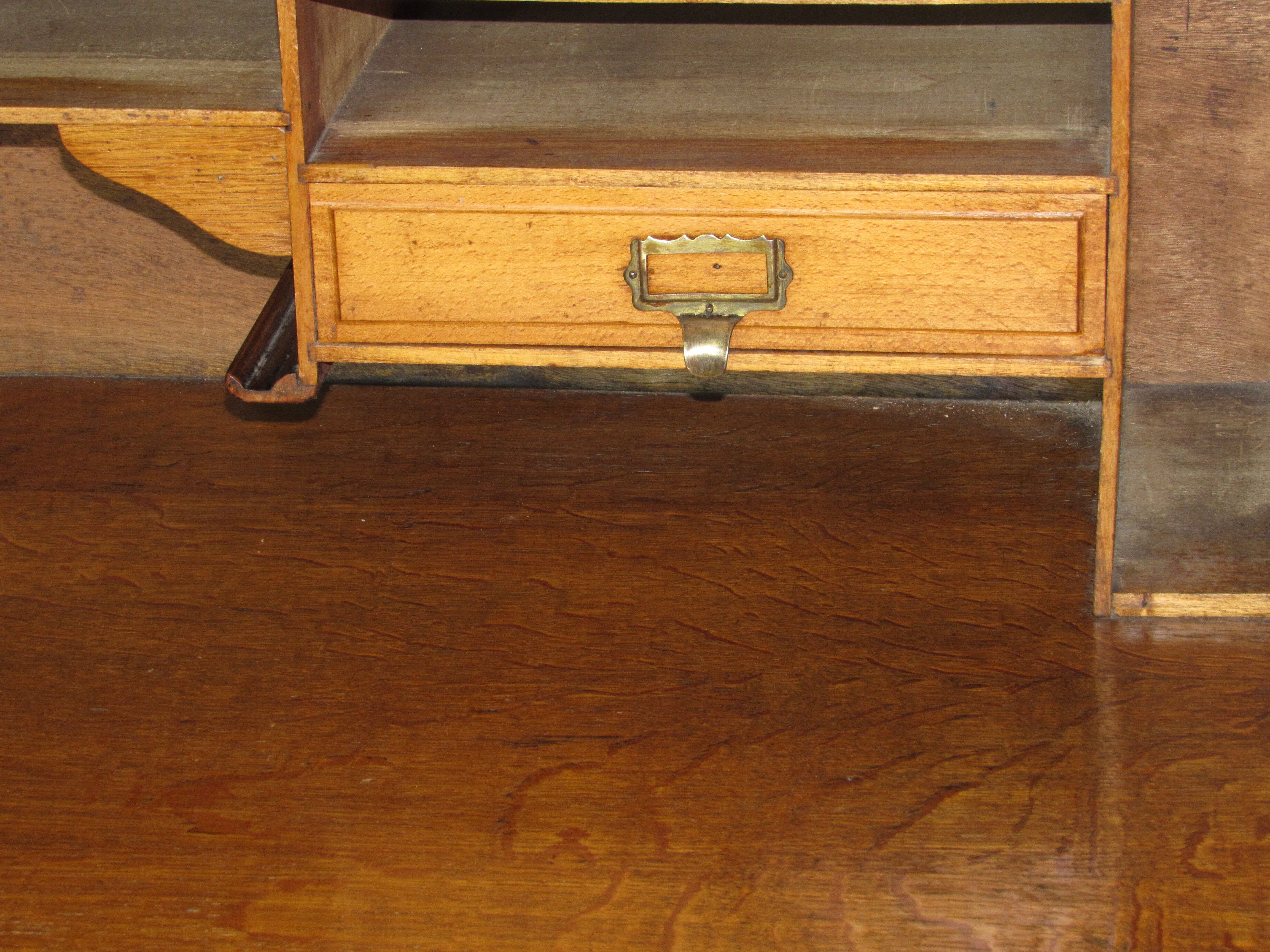 American light oak desk