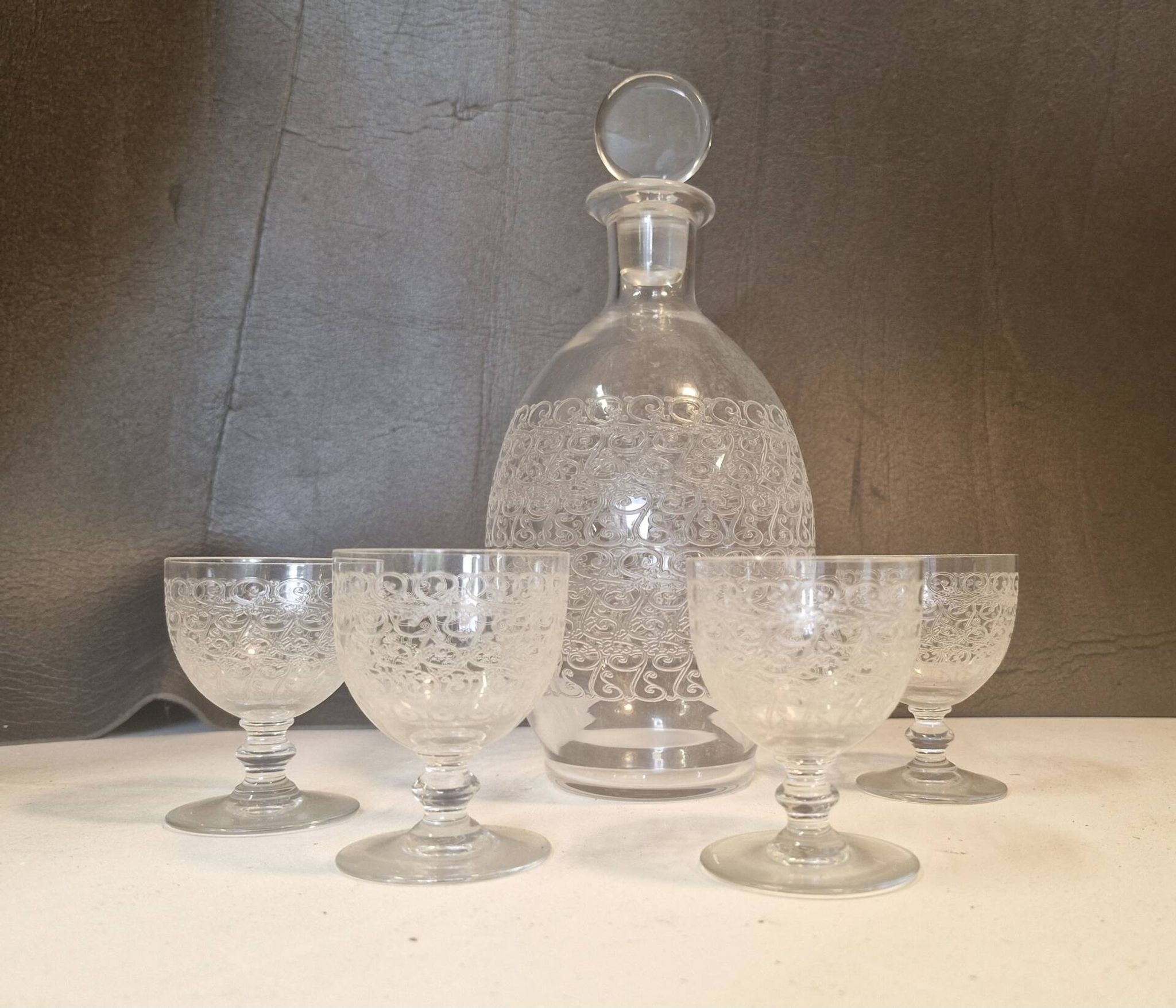 Carafe et verres Baccarat
