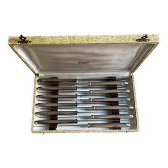 Service 12 silver metal knives
