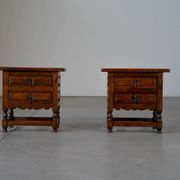 Tables de nuit espagnoles en noyer - Espagne années 1900